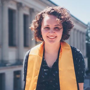 Meet your Posher, Ali